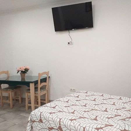 Malaga Ensuites City Centre Esterno foto